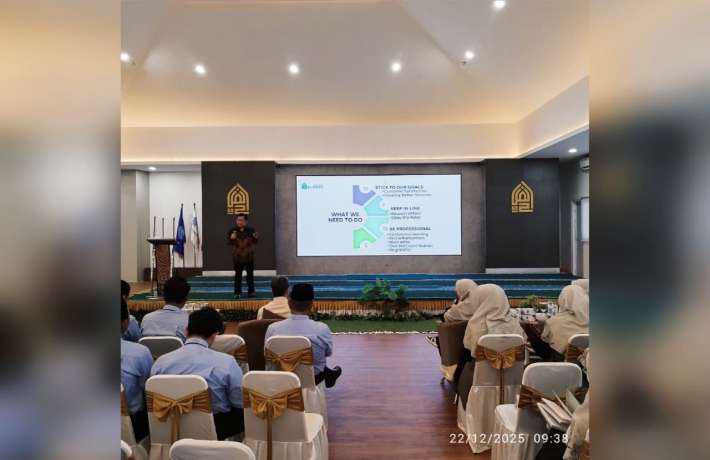 Siapkan Masa Depan, Ketua Yayasan Al Falah Bakar Semangat Ratusan Guru dan Karyawan